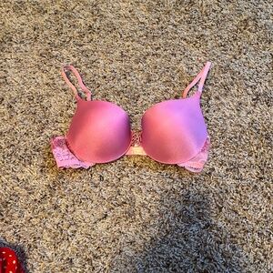 Victoria’s Secret bra